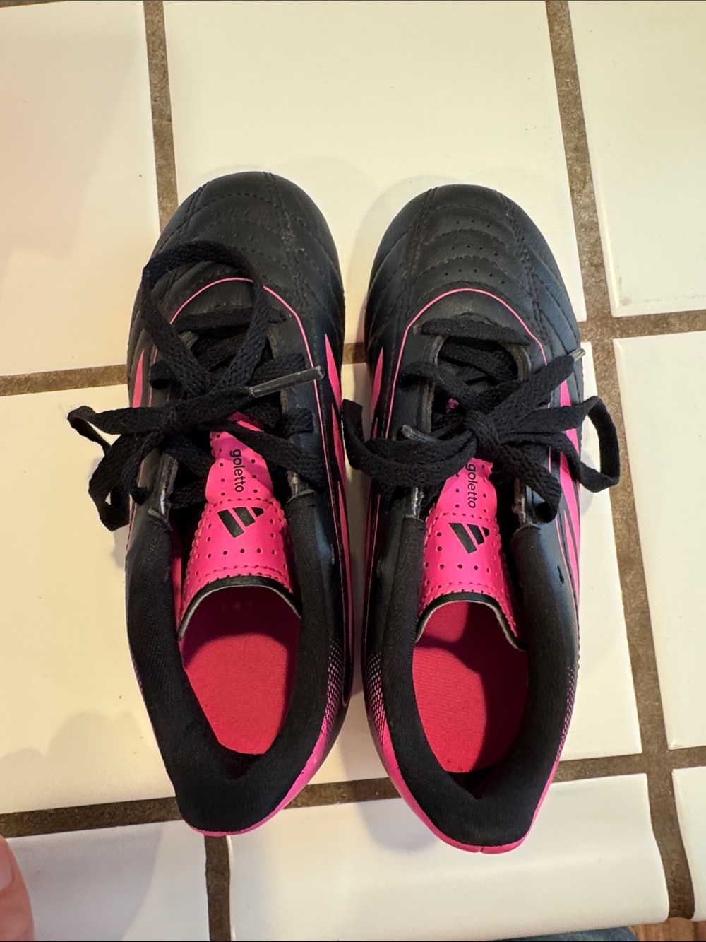 Kids soccer cleats - Picture 1 of 5